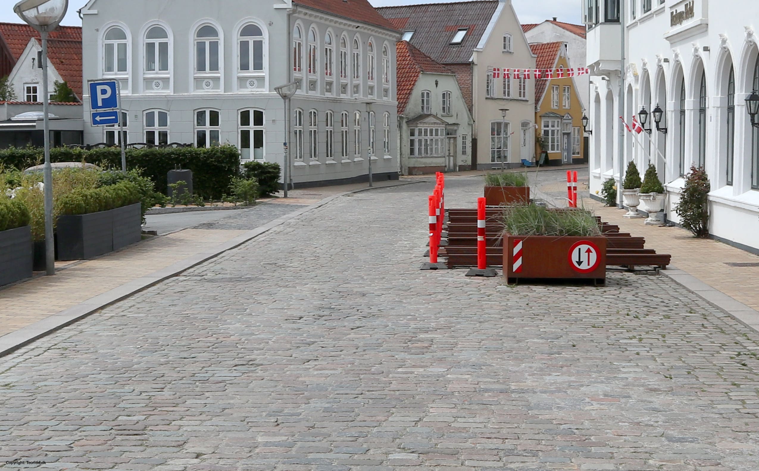 toender-soendergade-hold-tilbage-for-modkoerende