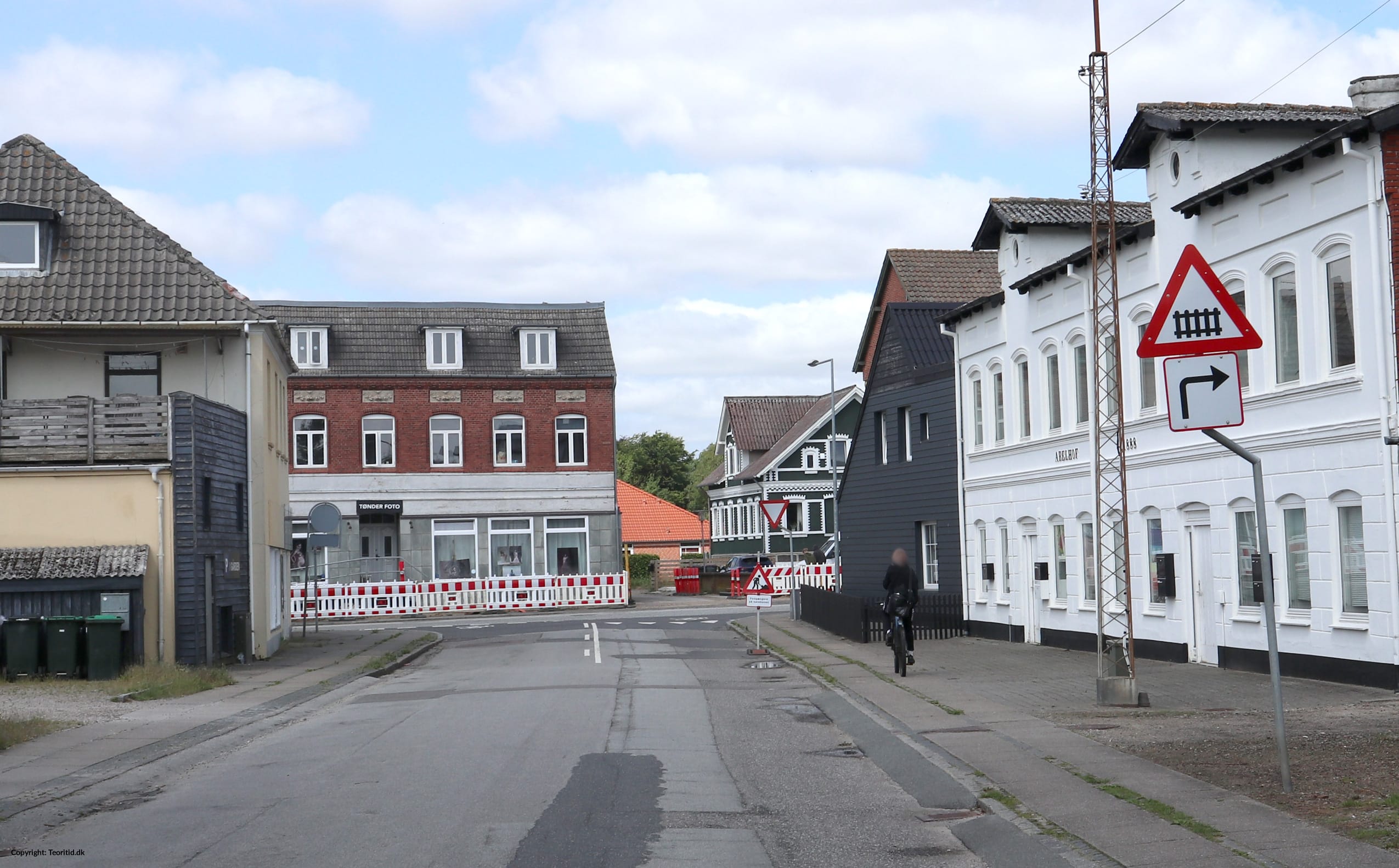 toender-viddingherredsgade-jernbaneovergang-med-bomme
